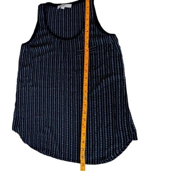 Ann Taylor LOFT Factory Sleeveless Flowy Print Lightweight Pocket Blouse Top. XS - Picture 5 of 8